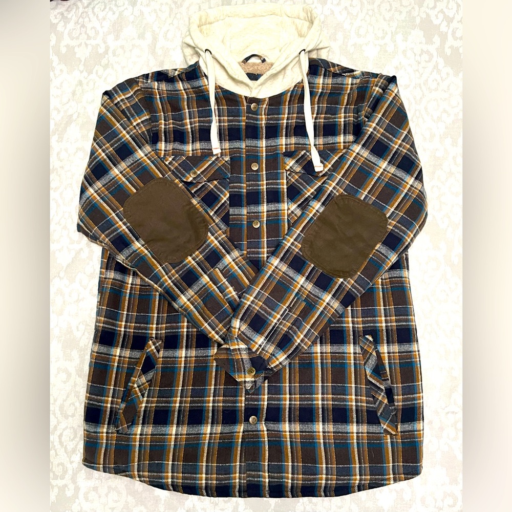 Legendary Whitetails Camp Night Hooded Flannel Shirt Jacket - Picture 4 of 9